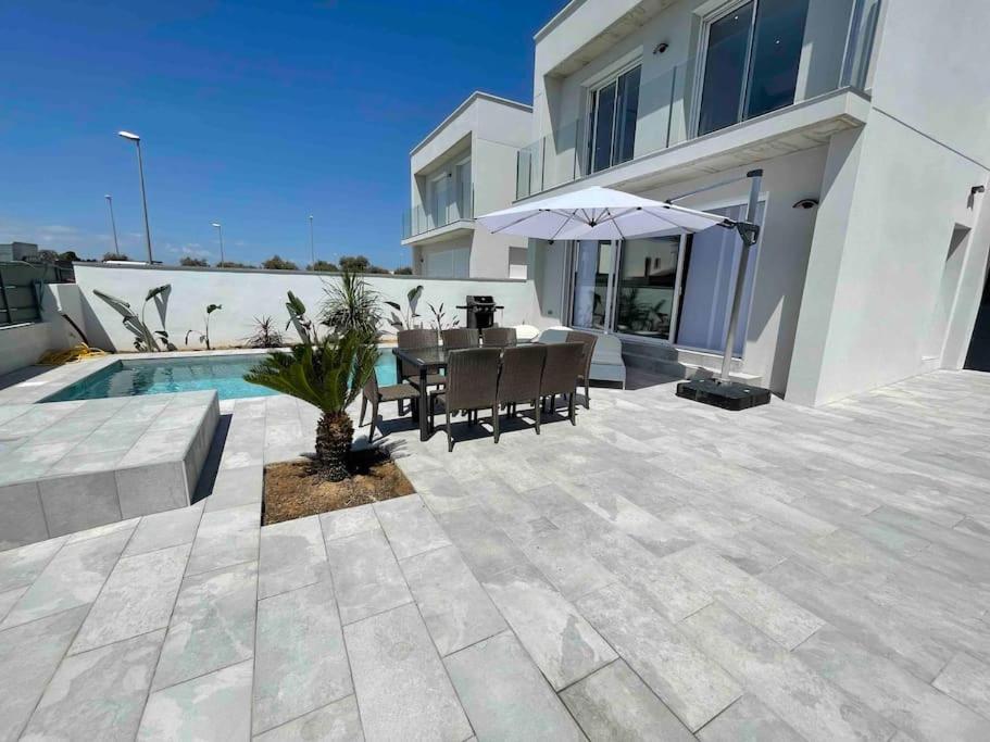 Belle Villa Contemporaine Piscine Privee Empuriabrava Extérieur photo